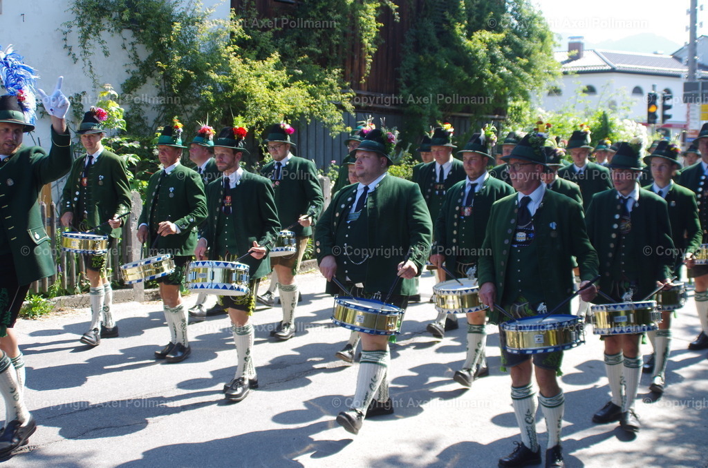 IMGP4094 | fotografiert von Axel PollmannLeonhardi Wallfahrt Benediktbeuern und Murnau, Fronleichnam, Fasching, Landschaft im Loisachtal und Benediktbeuern  - Realisiert mit Pictrs.com