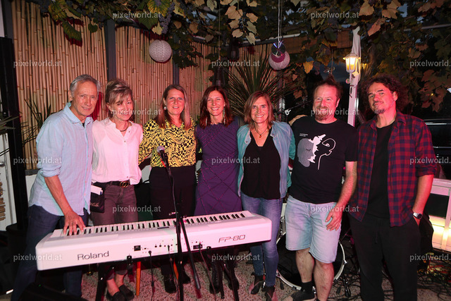 Modern Stockings beim Kreuzwirt | Bildershop von pixelworld.at - Realisiert mit Pictrs.com