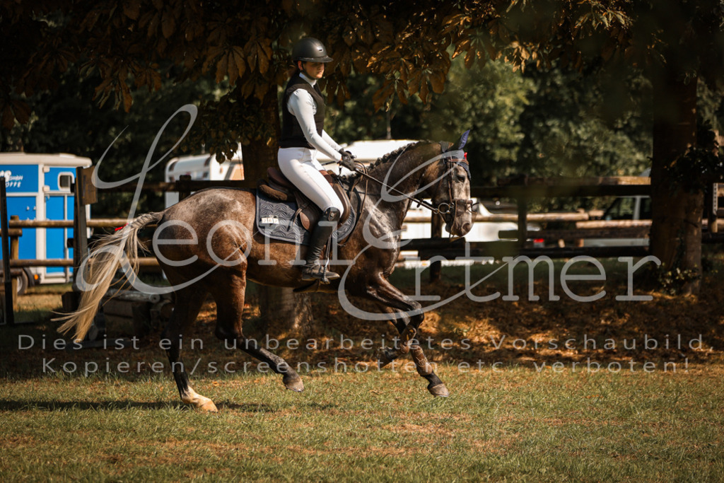 13.FrPfA00052 | Leoni Ertmer Photography - Realisiert mit Pictrs.com