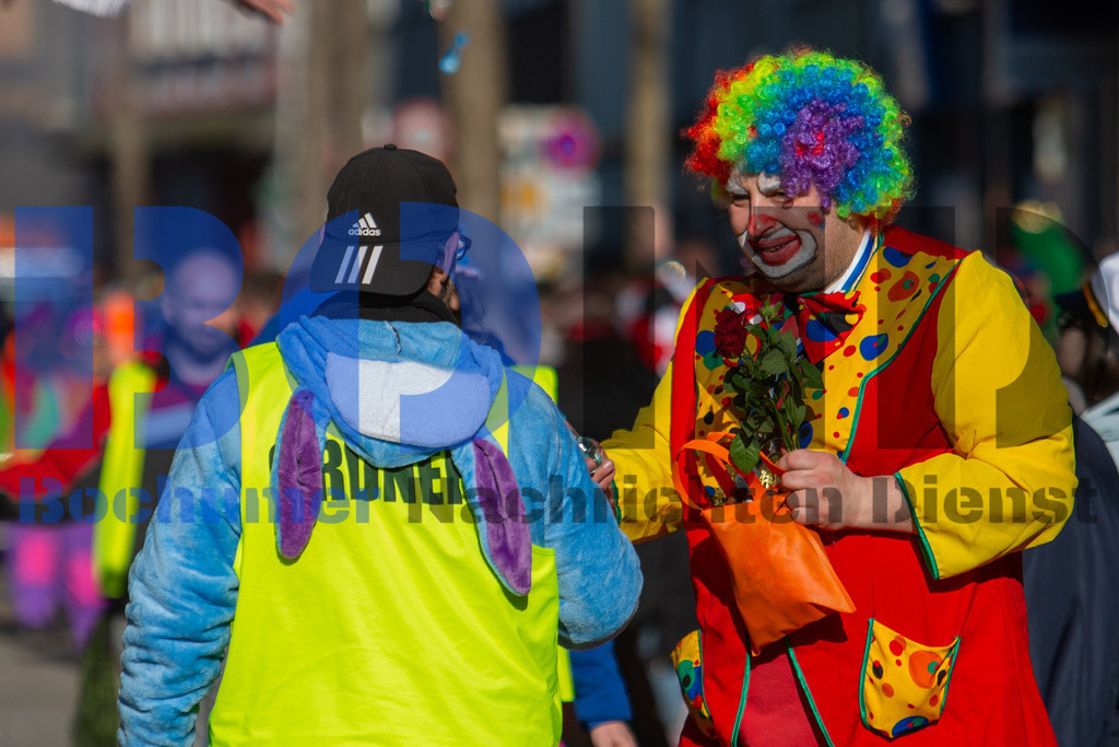 JEM_WATKAR20250302-73 | bond - Realisiert mit Pictrs.com