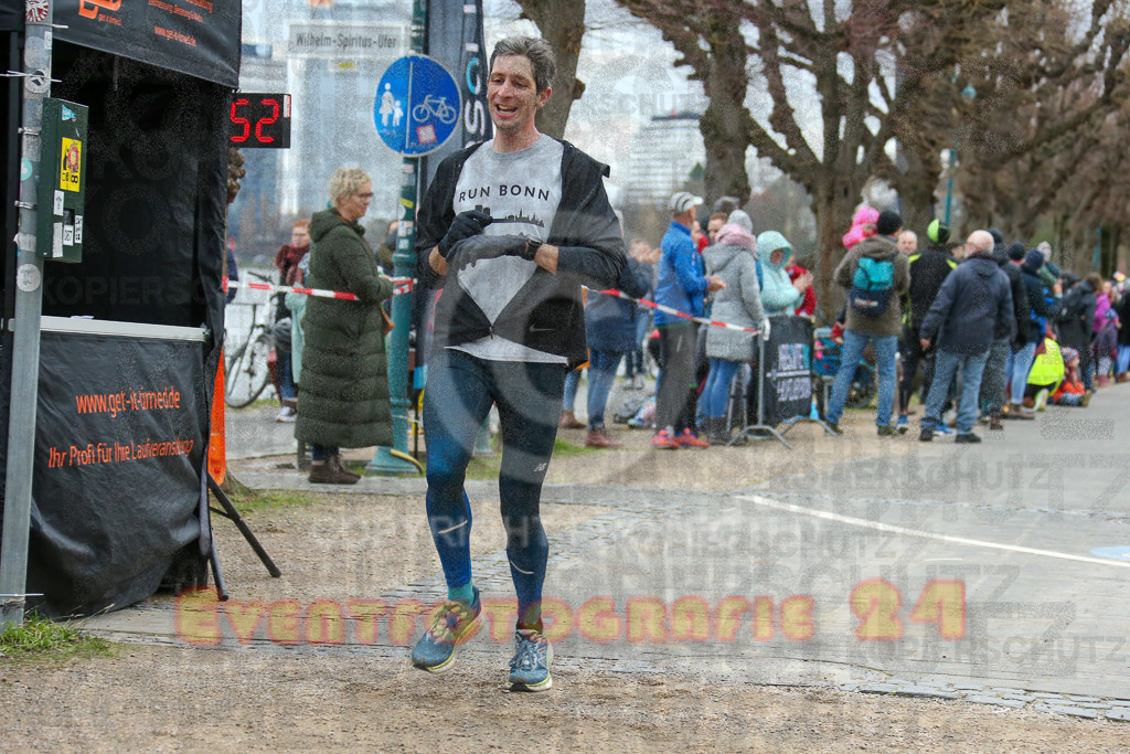 231231_1152_EX1_4298 | Sportfotografie im Rhein-Sieg Kreis, Köln, Bonn, NRW, Rheinland Pfalz, Hessen, etc. Unser Tätigkeitsfeld umfasst den Laufsport vom Volkslauf über den Marathon, Duathlon, Triathon bis zum Ultralauf wie Kölnpfad Ultra oder Schindertrail.