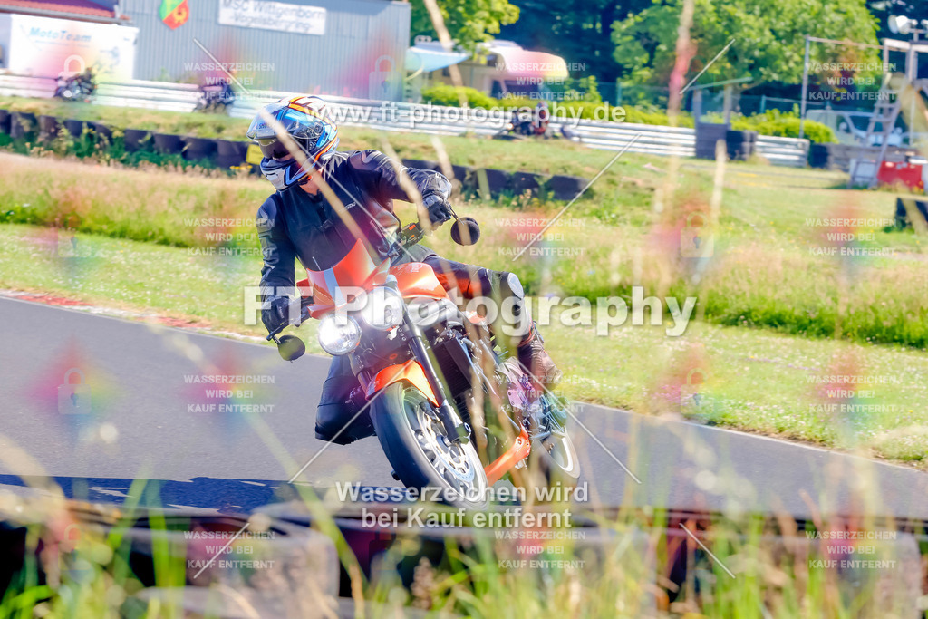 _MOT9000 | Hier findet Ihr Bilder von Touristenfahrten auf der Nürburgring Nordschleife oder von anderen Veranstaltungen die ich besucht habe. Viel Spass beim Durch Schauen 