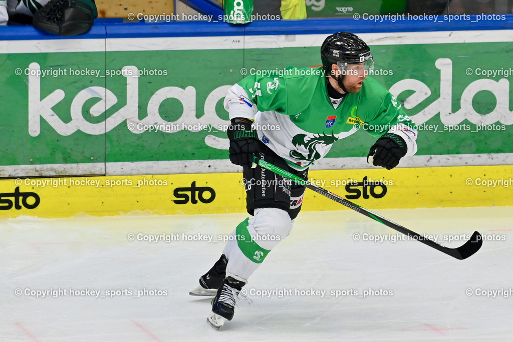 EC IDM WÄRMEPUMPEN VSV vs. Olimpija Ljubljana | #55 Robert Sabolic Olimpija Ljubljana, EC IDM WÄRMEPUMPEN VSV vs. Olimpija Ljubljana, EC IDM WÄRMEPUMPEN VSV vs. Olimpija Ljubljana am 01.02.2026 in Villach (Stadthalle Villach), Austria, (Photo by Bernd Stefan)