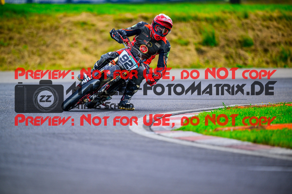 MaZZes_FotoMatrix_240608_6007705_0405 | S4