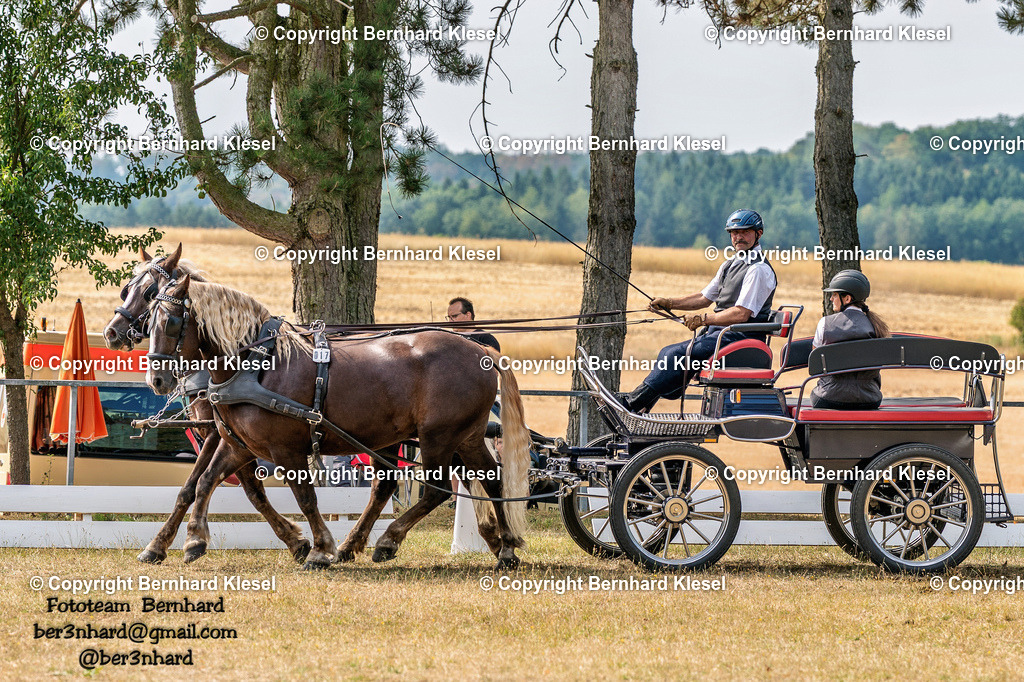2A902378 | foto-team-bernhard - Realisiert mit Pictrs.com