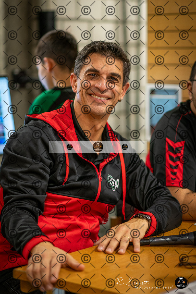 20251130_FCR-Hallenturnier-FF-17_RAW-3_033-22 | Sport und Naturfotografie von Roberto Esposito zeigt echte Momente Bewegung und die Schönheit der Natur. Ausdrucksstarke Bilder schaffen Emotionen.