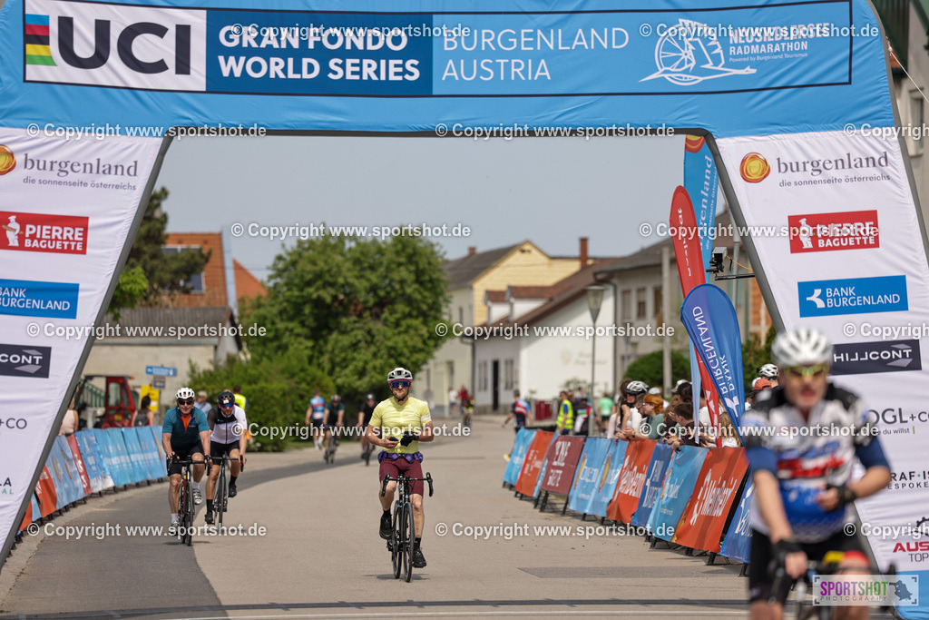 VJ__9390 | Neusiedlersee Radmarathon 2026@sportshot_your_pictrs #yourpictures#roadtowm2029 #nrm #neusiedlerseeradmarathon #neusiedlersee #neusiedlerseetourismus #burgenland #mörbisch #nrm26 #burgenlandtourismus #voglundco #poweredbyburgenlandtourismus #radsport #rad #marathon #ucigranfondo #visitburgenland #ucigranfondoworldseries