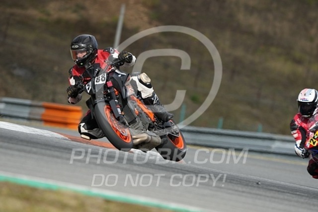 2024_09_15_PBK_32362 | Sportfotografie; SlowMotion; Video; Rennstrecke; Hafeneger; Speer; Racing; RSE; BMW; CBO; Trackday; Motorsportarena; Hockenheimring; Brno; Most; Barcelona; Valencia