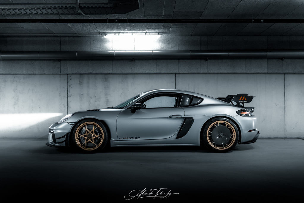 718 Cayman GT4 RS Manthey | Entdecken Sie die faszinierende Welt von Alexander Tschuncky Arts: Kreative Fotografie, atemberaubende Automobilkunst und hochwertiger Bilderdruck. Lassen Sie sich inspirieren! - Realisiert mit Pictrs.com