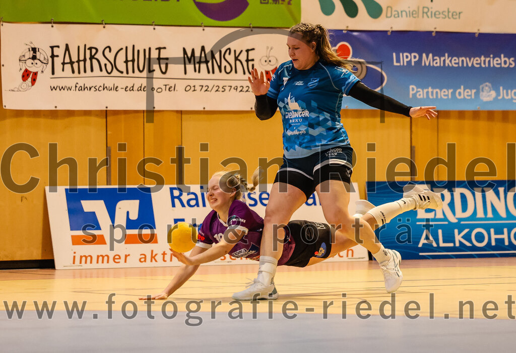 2024-03-09_107_SpVgg_Altenerding_gegen_Eintracht_Dachau-Karlsfeld | Erding, Deutschland, 09.03.2024:
Handball, Bezirksoberliga Frauen Altbayern 2023 / 2024, 17. Spieltag, SpVgg Altenerding gegen Eintracht Dachau-Karlsfeld, Endergebnis: 26:25

Lena Popp (SpVgg Altenerding, #10)

Foto: Christian Riedel / fotografie-riedel.net
