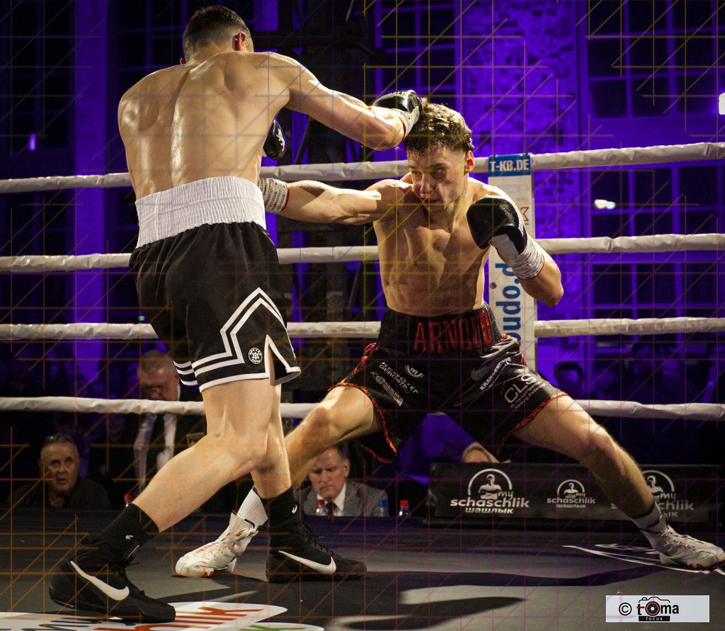 Domenik Arnold erster WM KAmpf 02 2026 tomafocus TB00127 | professionelle Sport- und Eventfotografie von Tomafocus – dynamische Bilder, emotionale Momente und hochwertige Aufnahmen für jeden Anlass. - Realisiert mit Pictrs.com