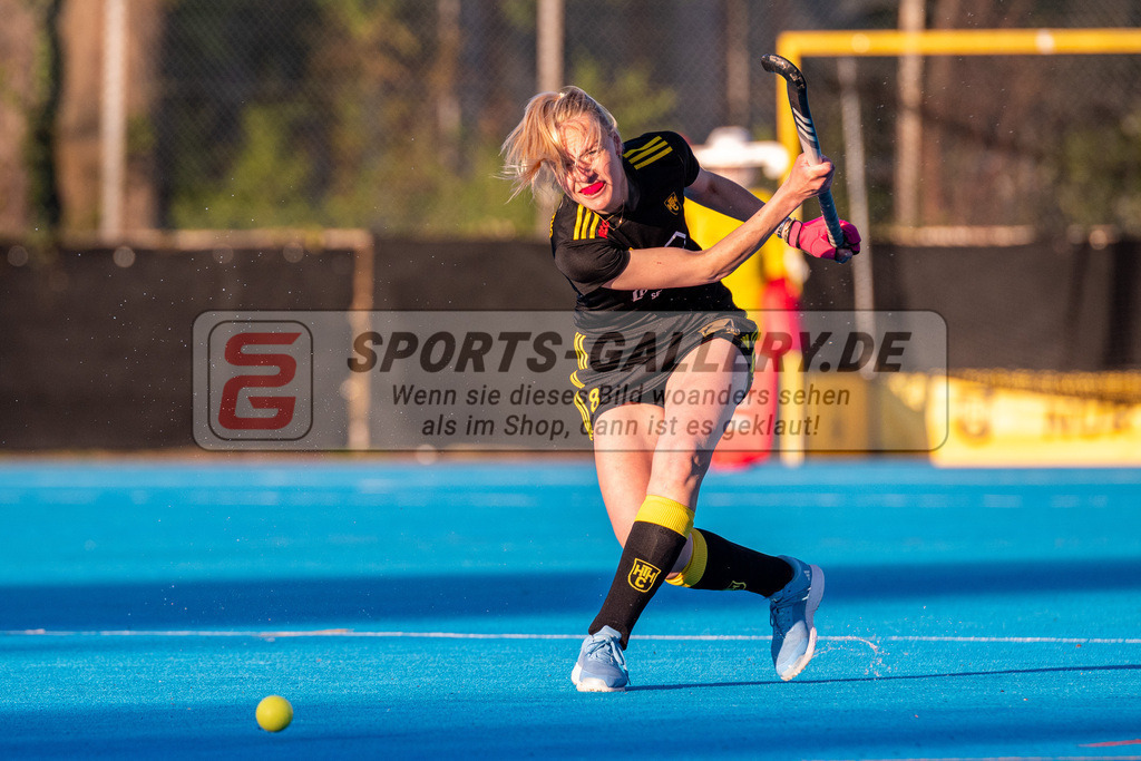 SM_20250425-D85_2749-2 | 1.Bundesliga Feld - Rückrunde (W) HTHC - DCADA / 1:2