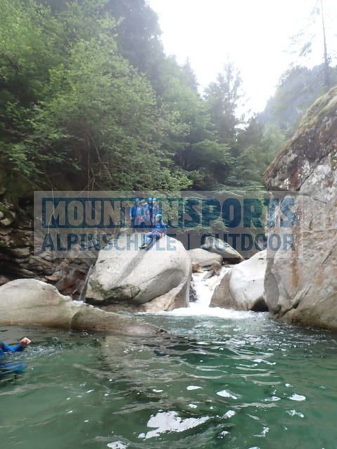 P7160131 | Bestelle die Bilder deines Berg- oder Wasser-Abenteuers mit Mountain Sports bequem von zu Hause aus direkt über unseren Online Fotoshop von pictrs.com. - Realisiert mit Pictrs.com