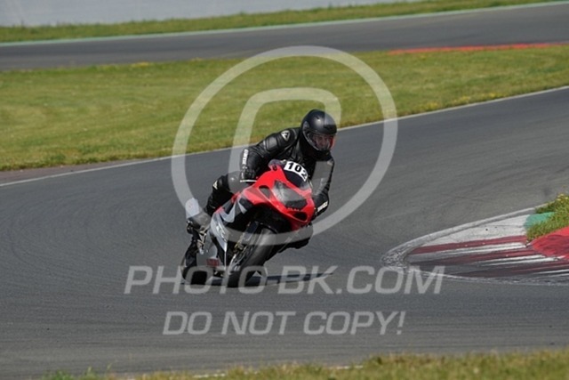 2024_07_06_PBK_33739 | Sportfotografie; SlowMotion; Video; Rennstrecke; Hafeneger; Speer; Racing; RSE; BMW; CBO; Trackday; Motorsportarena; Hockenheimring; Brno; Most; Barcelona; Valencia