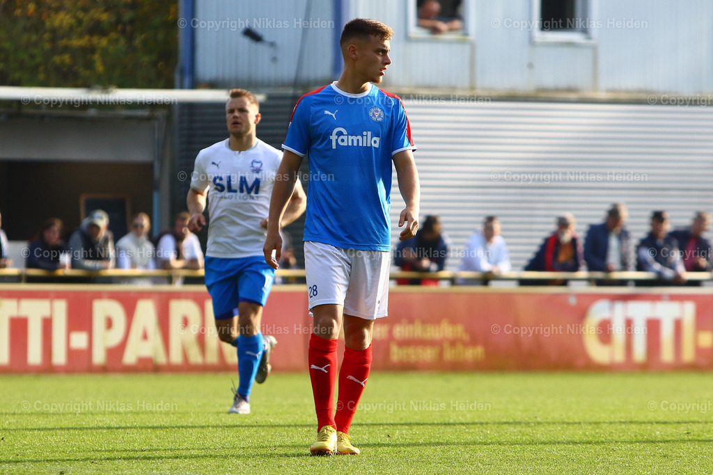 NH_HolsteinKielU23_PhönixLübeck_RegionalligaNord_3010 | #28 Marvin Obuz (Holstein Kiel U23)