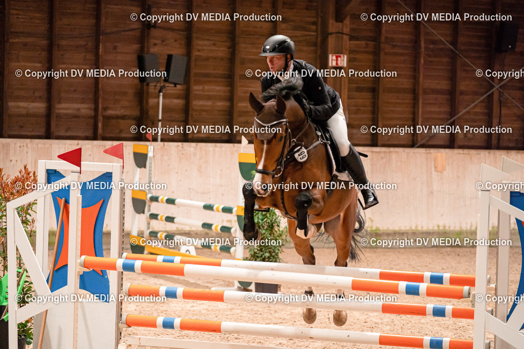 Springen Tag 1-289 | dv-media-shop - Realisiert mit Pictrs.com