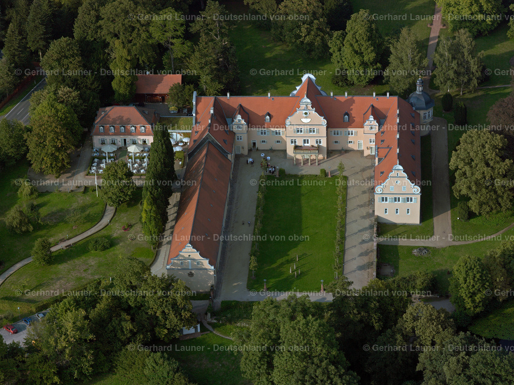 24s04100 | Das barocke Schloss Kranichstein ist ein ehemaliges Jagdschloss im gleichnamigen Stadtteil Kranichstein im Norden Darmstadts