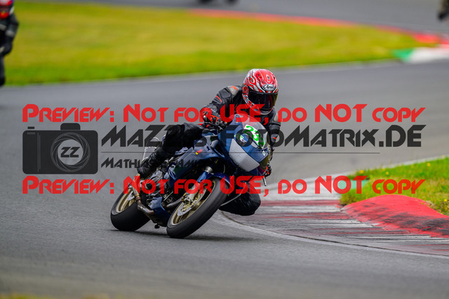 MaZZes_FotoMatrix_240724_6007705_8168 | GRUEN