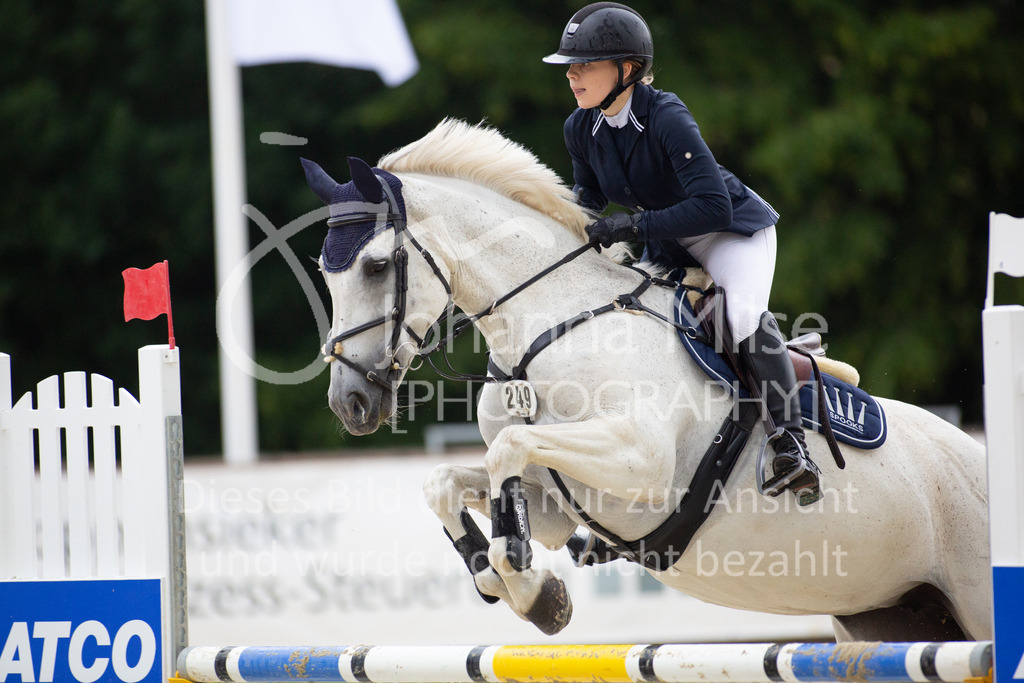 230729_BHO_Springprf.-A2022 | Deine schönsten Turniermomente als professionelle Fotos! Entdecke hochwertige Pferdesport-Fotografie im Online-Shop. Jetzt Fotos finden & bestellen!