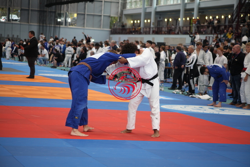 IMG_0849 | Fotos vom Adler Cup - Pictures from Adler Cup

Hier findet Ihr alle Eindrücke und großen Momente der Adler Cup Wochenenden. Here you will find all impressions and great moments of the Adler Cup weekends. - Realisiert mit Pictrs.com