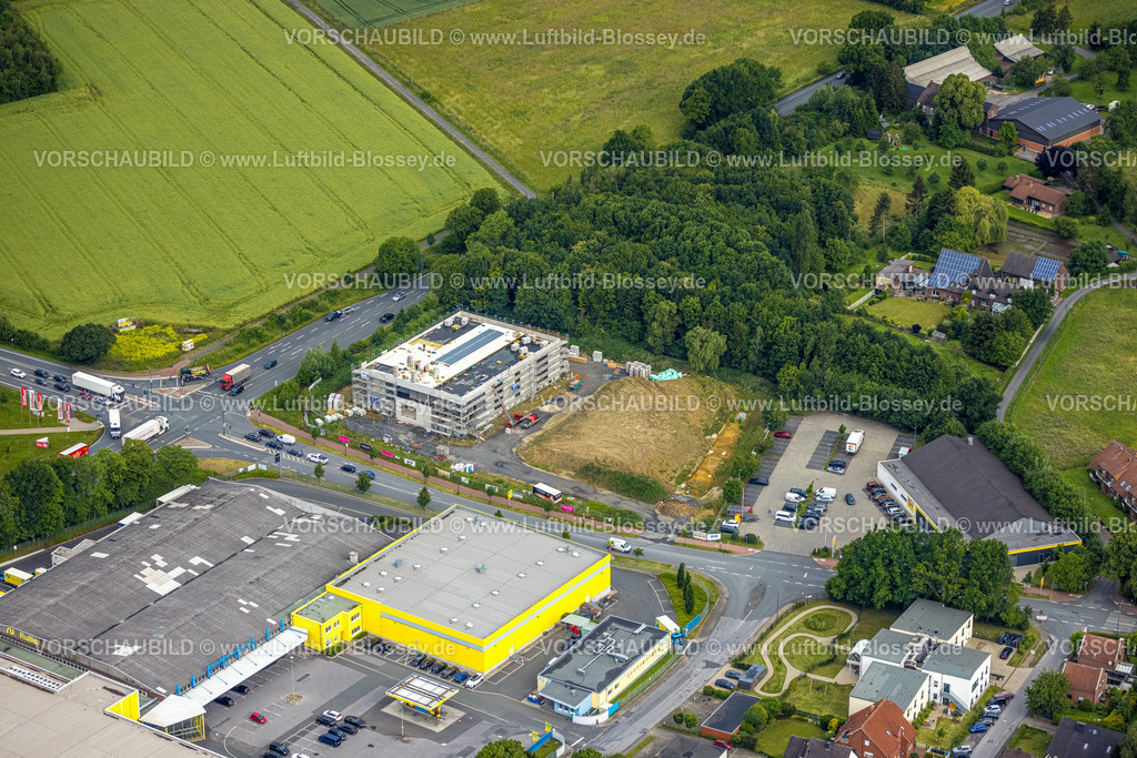 Hamm220602336 | Luftbild, Baugebiet mit Neubau Mensing Galerie an der Werler Straße Ecke Unnaer Straße, Rhynern, Hamm, Ruhrgebiet, Nordrhein-Westfalen, Deutschland