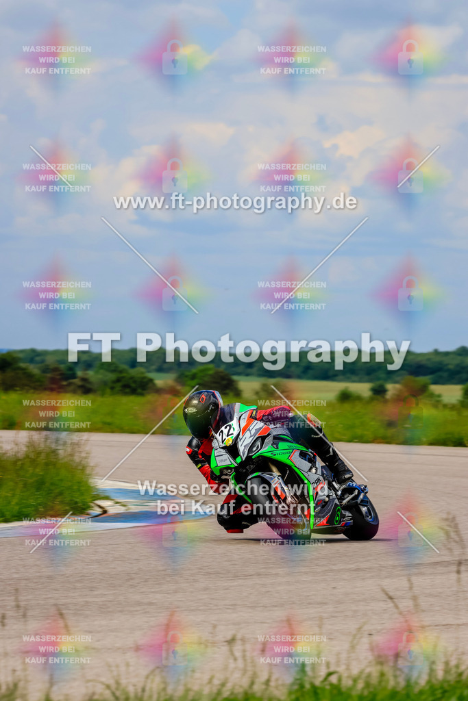 MotoTeam-1092 | Hier findet Ihr Bilder von Touristenfahrten auf der Nürburgring Nordschleife oder von anderen Veranstaltungen die ich besucht habe. Viel Spass beim Durch Schauen 