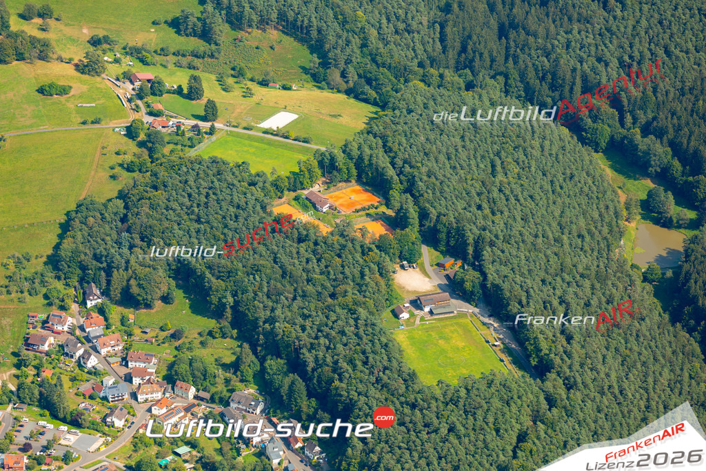 Das Luftbild zeigt :  Heimbuchenthal - Die Luftaufnahme wurde 2024 vom UL-Flugzeug aus erstellt ( keine Drohne ) - Hochauflösende Luftaufnahme - Für grossformatige Ausdrucke geeignet. Die Geschenkidee !Mit Lizenz und Bildrechte bestellbar