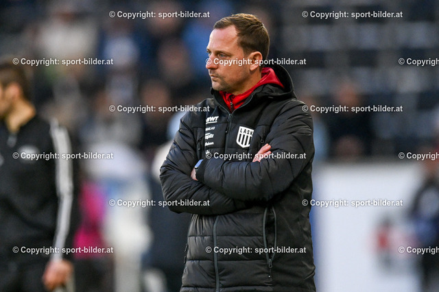 AUT, Admiral Bundesliga, LASK Linz vs FC Red Bull Salzburg | 09.03.2024, Raiffeisen Arena Linz, AUT, Admiral Bundesliga, LASK Linz vs FC Red Bull Salzburg, im Bild Thomas Sageder, Trainer Lask Linz (Lask)


// Admiral Bundesliga Match between LASK Linz and FC Red Bull Salzburg in Linz, Austria on 2024/03/09
