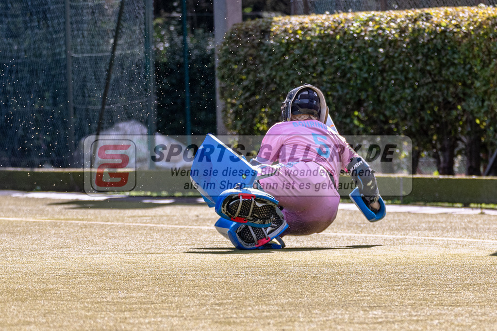 SM_20240915-D5A_2184 | 1.Bundesliga Feldhockey (W) UHC - MSC / 3:0 n.P. (0:0,0:0)