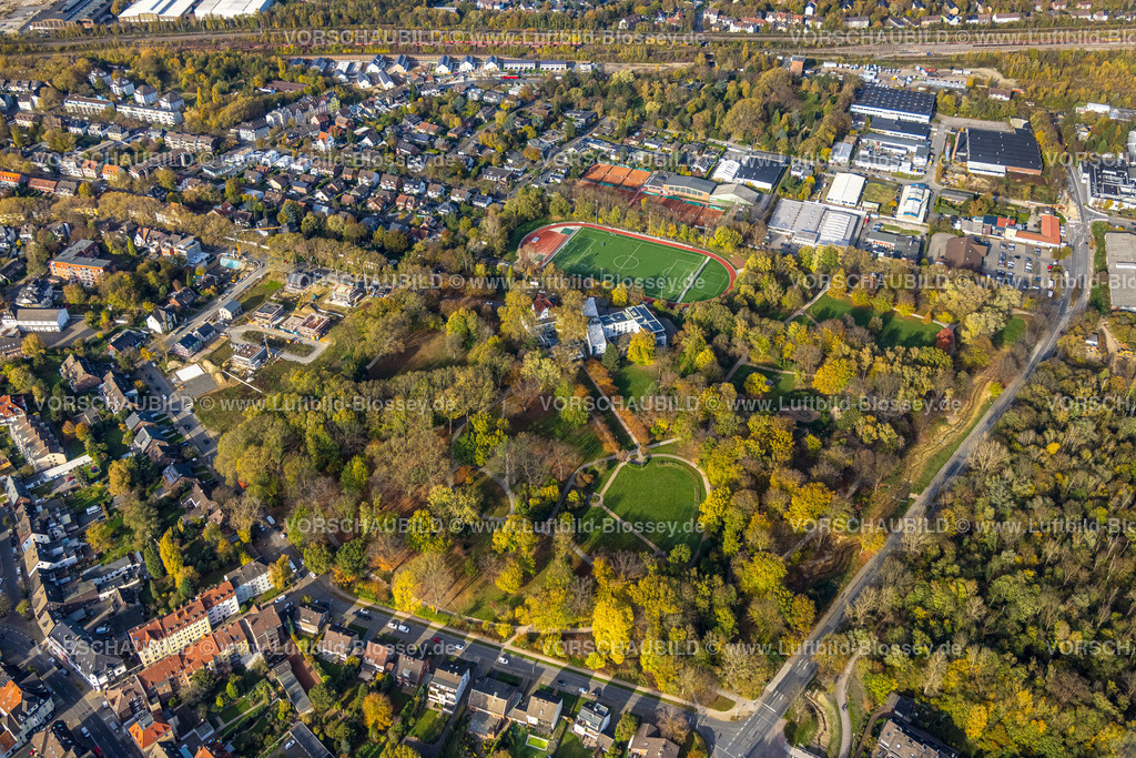 Herne221101282oestlich | Luftbild, Herner Stadtgarten mit Parkhotel, Sportplatz Schäferstraße I, Herne-Mitte, Herne, Ruhrgebiet, Nordrhein-Westfalen, Deutschland