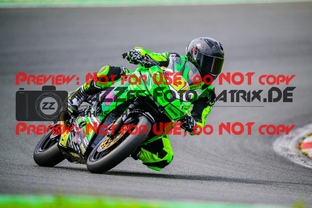 MaZZes_FotoMatrix_240531_6007705_8493 | SSP300