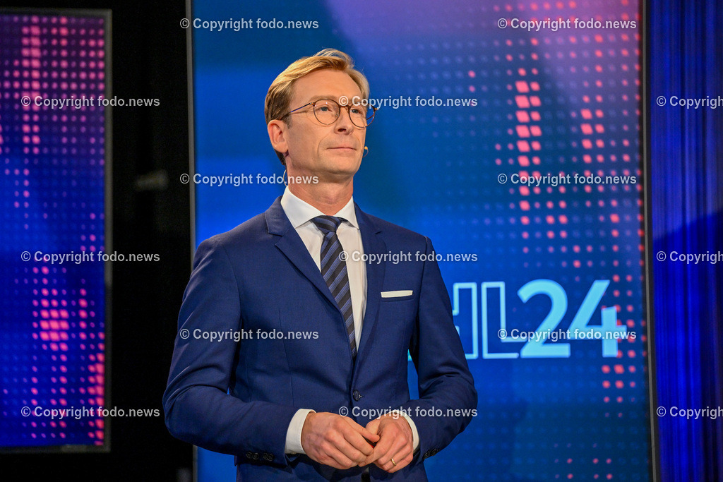 Pressewahldienst Linz zur Nationalratswahl 2024_ 29.09.2024-55 | 29.09.2024, Ursulinenhof Linz AUT, Nationalratswahl 2024, Pressewahldienst im Bild Stefan Hartl (Chefredakteur ORF Oberoesterreich)