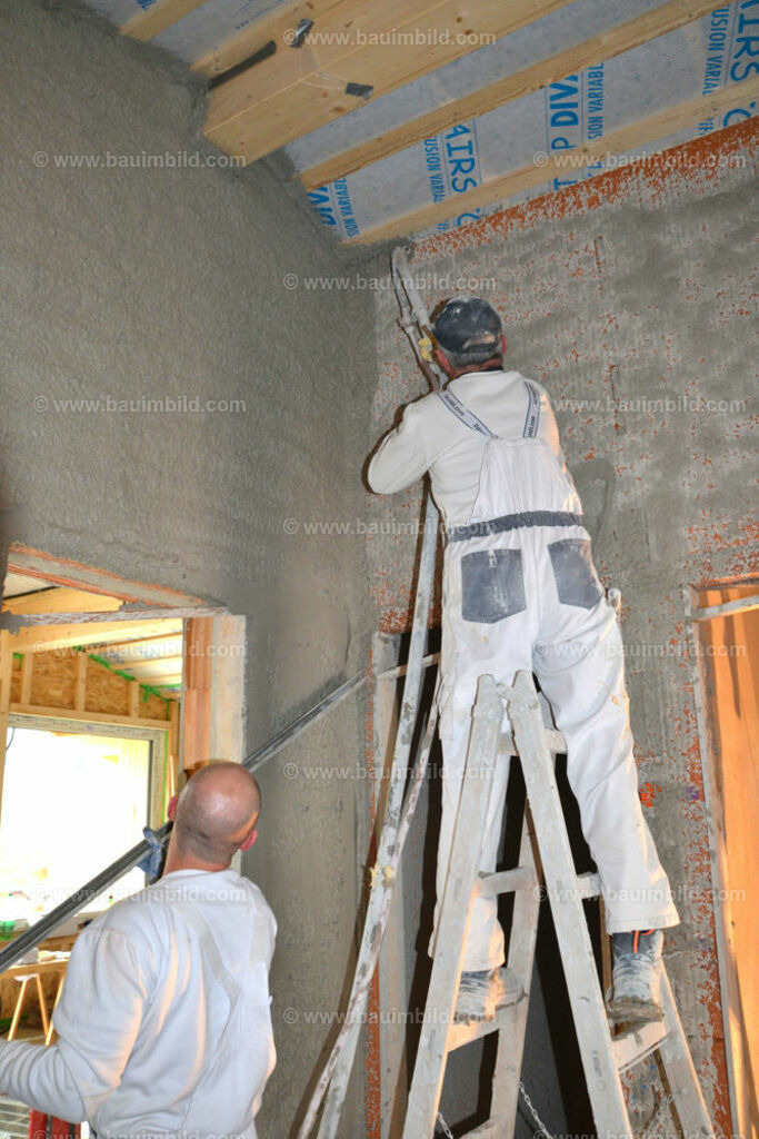 bib-lg18-putzarbeiten-0071 | Nach LV-Leistungsgruppen sortierte Detailfotos über den Bau eines Hauses. Alle Hausbau-Bilder direkt vom Urheber und Autor der Website Haus-Selber-Bauen.com