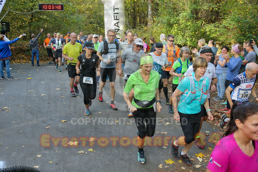 221030_1003_EX1_6033 | Sportfotografie im Rhein-Sieg Kreis, Köln, Bonn, NRW, Rheinland Pfalz, Hessen, etc. Unser Tätigkeitsfeld umfasst den Laufsport vom Volkslauf über den Marathon, Duathlon, Triathon bis zum Ultralauf wie Kölnpfad Ultra oder Schindertrail.