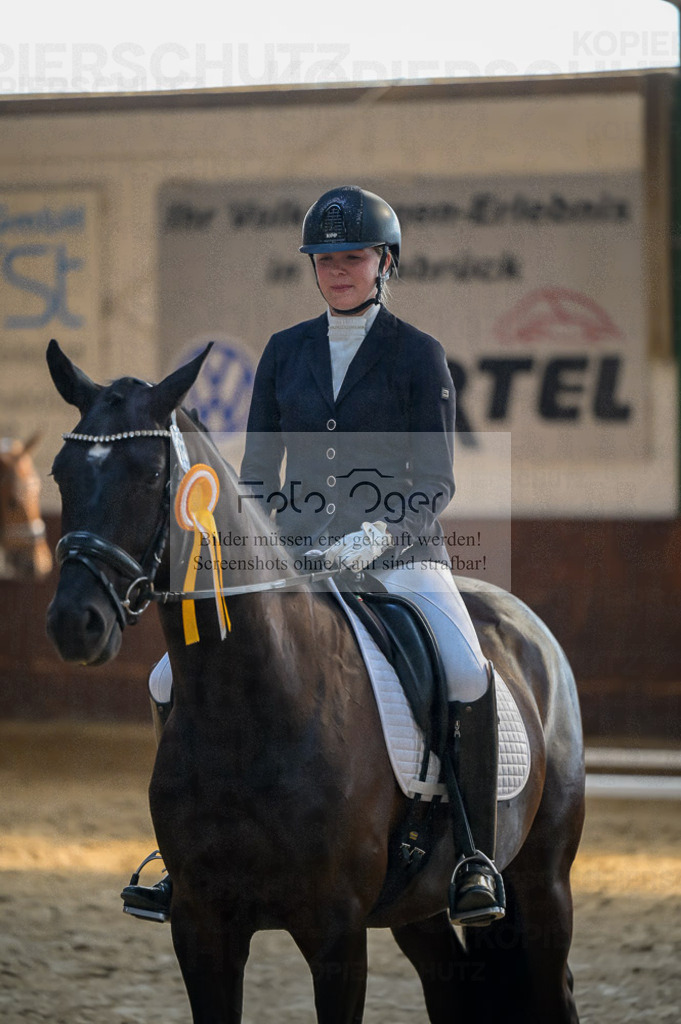 Reitturnier Voxtrup | Entdecke hochwertige Reitturnierfotos von Foto Oger. Professionell, emotional und authentisch – jetzt Lieblingsmomente im Shop bestellen.Deutschlandweite Turnierfotografie. - Realisiert mit Pictrs.com