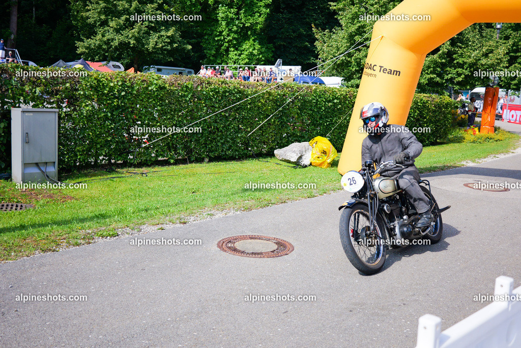 P1025977 | Erleben Sie atemberaubende, hochqualitative Fotos Ihrer Fahrt entlang der malerischen Alpenstraßen. Besuchen Sie alpineshots.com, um professionelle Aufnahmen Ihrer unvergesslichen Reise zu finden und zu kaufen - Realisiert mit Pictrs.com