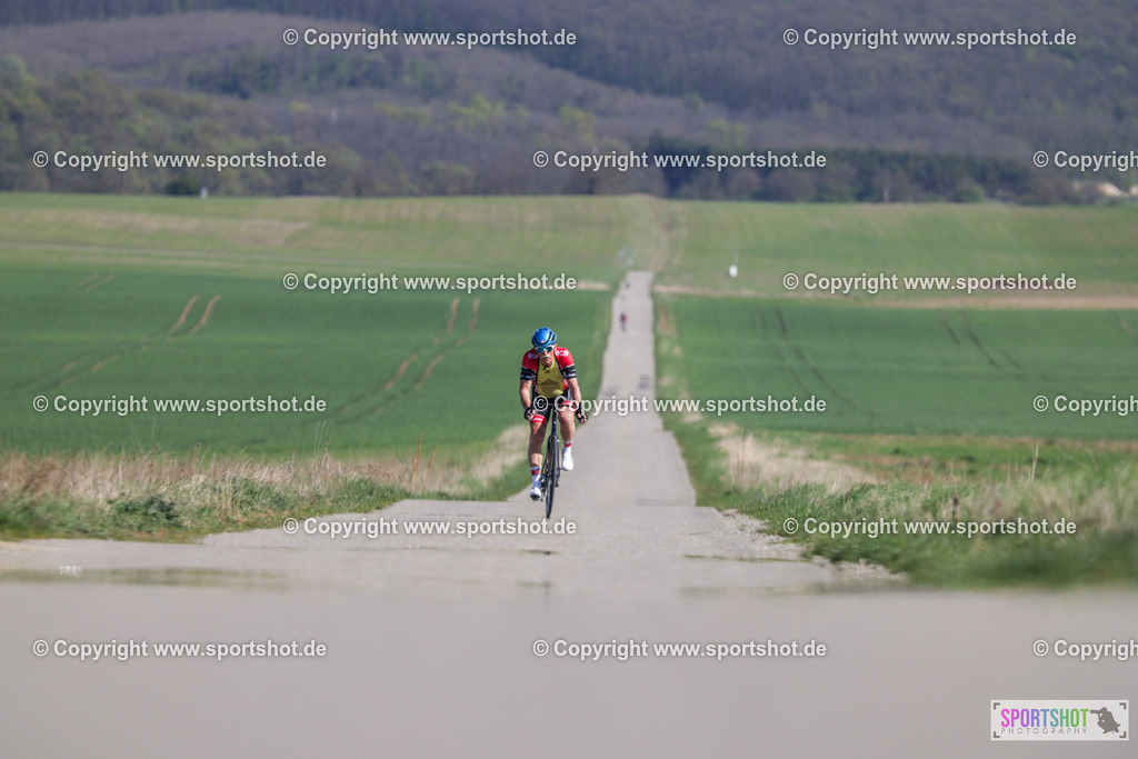 368A3671 | Neusiedlersee Radmarathon 2026@sportshot_your_pictrs #yourpictures#roadtowm2029 #nrm #neusiedlerseeradmarathon #neusiedlersee #neusiedlerseetourismus #burgenland #mörbisch #nrm26 #burgenlandtourismus #voglundco #poweredbyburgenlandtourismus #radsport #rad #marathon #ucigranfondo #visitburgenland #ucigranfondoworldseries