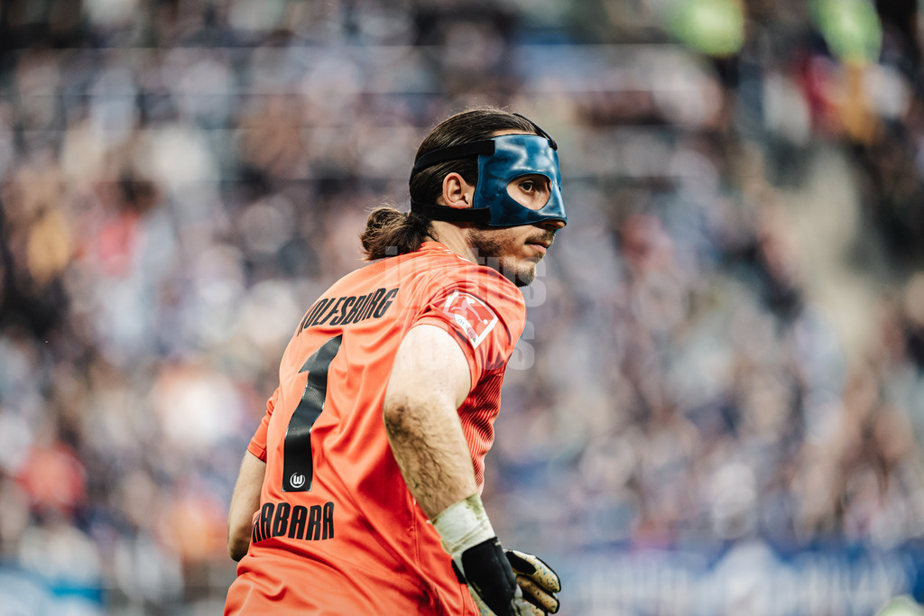 Fußball | Männer | Saison 2025/2026 | 1. Fußball-Bundesliga | 8. Spieltag | Hamburger SV vs. VfL Wolfsburg | 25.10.2025 | Kamil Grabara (#1, VfL Wolfsburg)