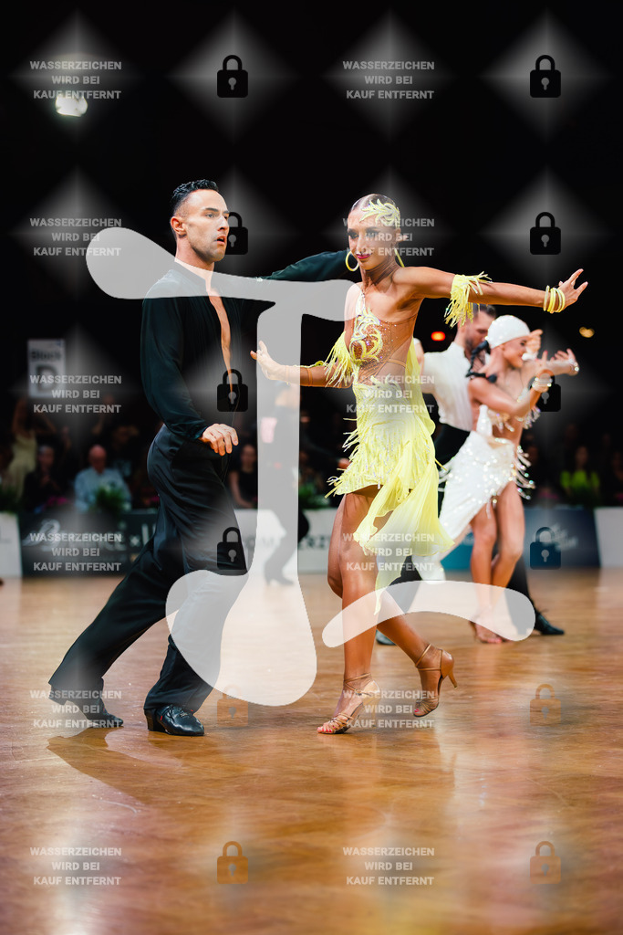 GOC 2025 - WDSF GrandSlam Latin 35th-38th (55) Eric Izakson _ Violetta Karnaushenko (Israel)-2025-08-23-2374 | Webshop for digital downloads and prints of dance sport, event & show photographer Julian Link - Realisiert mit Pictrs.com