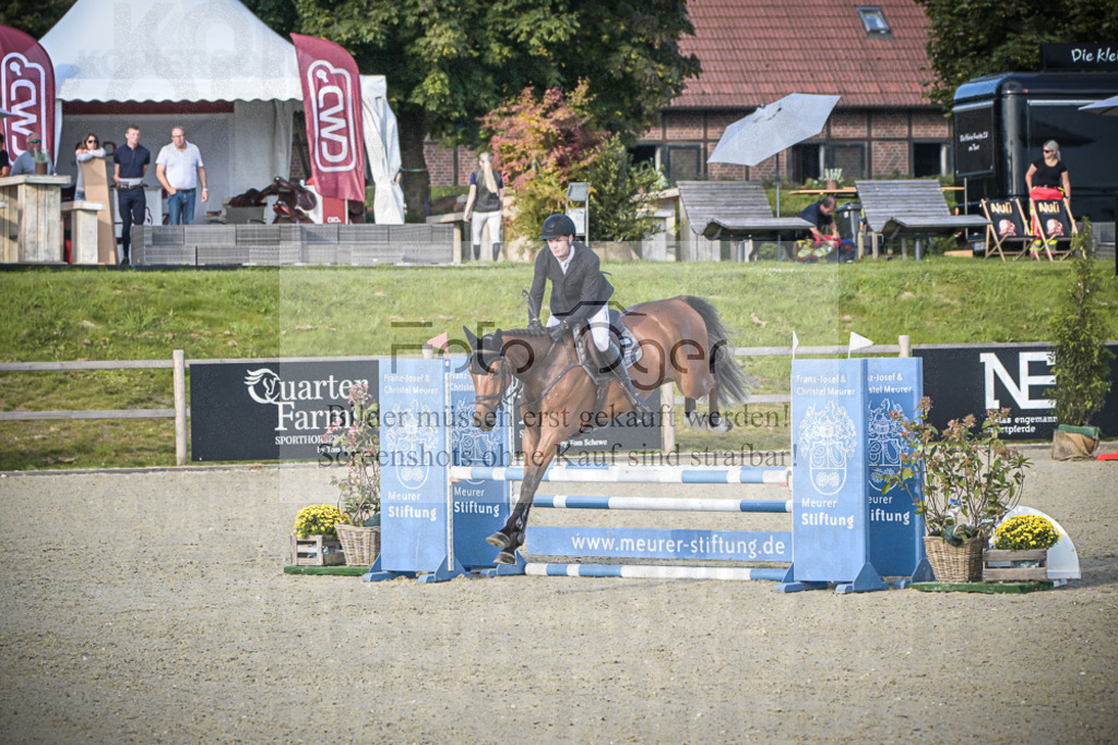 DOS_7870 | Entdecke hochwertige Reitturnierfotos von Foto Oger. Professionell, emotional und authentisch – jetzt Lieblingsmomente im Shop bestellen.Deutschlandweite Turnierfotografie. - Realisiert mit Pictrs.com