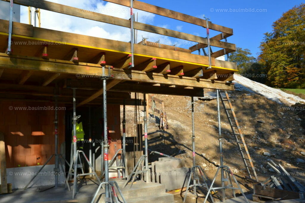 bib-lg04-betonarbeiten-0515 | Nach LV-Leistungsgruppen sortierte Detailfotos über den Bau eines Hauses. Alle Hausbau-Bilder direkt vom Urheber und Autor der Website Haus-Selber-Bauen.com