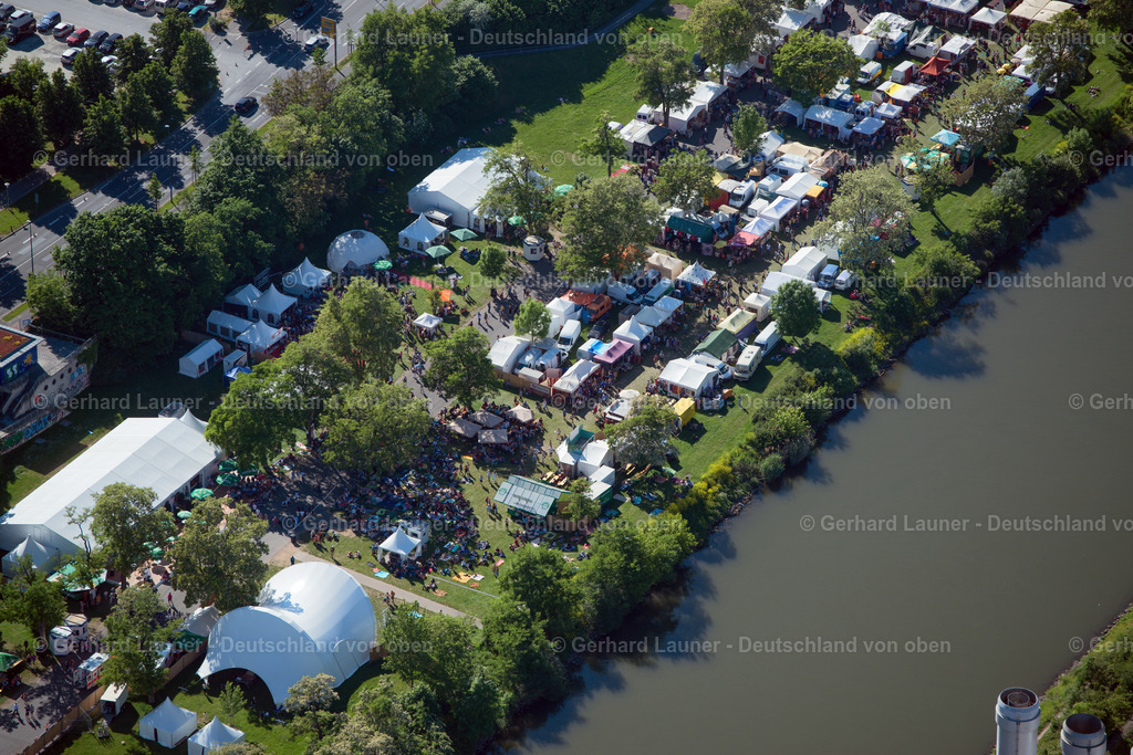 3701290 | Kulturelle Veranstaltung 2017 auf dem Mainufergelände zw. Friedensbrücke und Brücke der Deutschen Einheit
