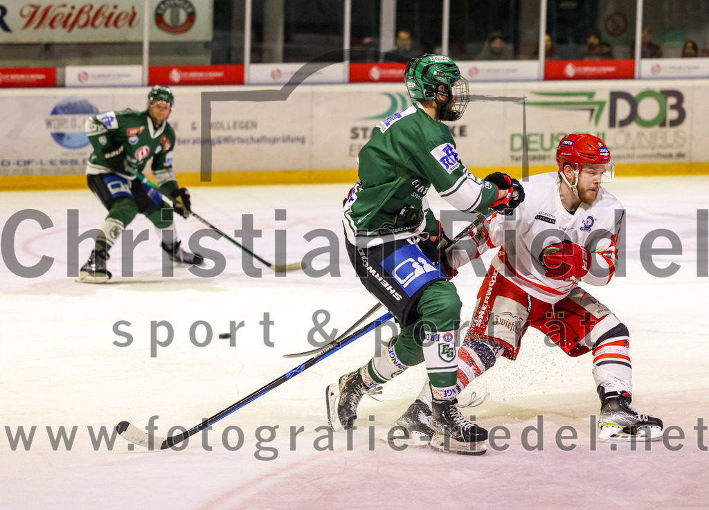 2023-10-20_148_TSV_Erding_gegen_EHC_Klostersee | Erding, Deutschland, 20.10.2023:.Eishockey, Bayernliga Vorrunde 2023 / 2024, 2. Spieltag, TSV Erding gegen EHC Klostersee, Endergebnis: 7:2..Florian Zimmermann (Erding Gladiators, #5)..Foto: Christian Riedel / fotografie-riedel.net