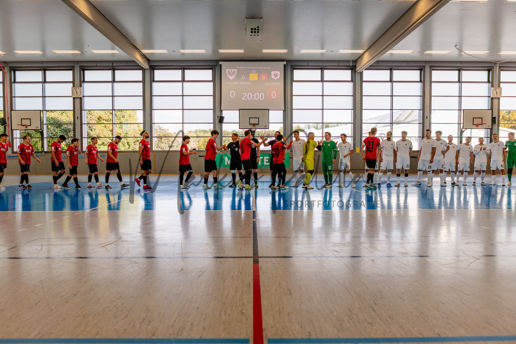 Futsal-Bundesliga, Saison 2025/2026, 2. Spieltag: SC Preußen Münster - FC Liria Futsal Berlin | Futsal-Bundesliga, Saison 2025/2026, 2. Spieltag, SC Preußen Münster empfängt FC Liria Berlin in der Universitäts-Sporthalle in Münster. Foto: sportfotografie.ms | Markus Paletta - Realisiert mit Pictrs.com