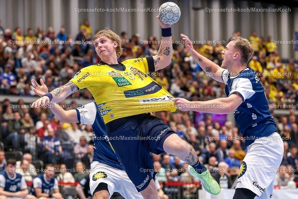 BHC16112501086 | 16.11.2025, Handball, HBL, Bergischer HC - Rhein-Neckar Löwen, Mitsubishi Electric HALLE Düsseldorf: Edwin Aspenback (Rhein-Neckar Löwen #78) wirft den Ball auf das Tor 
