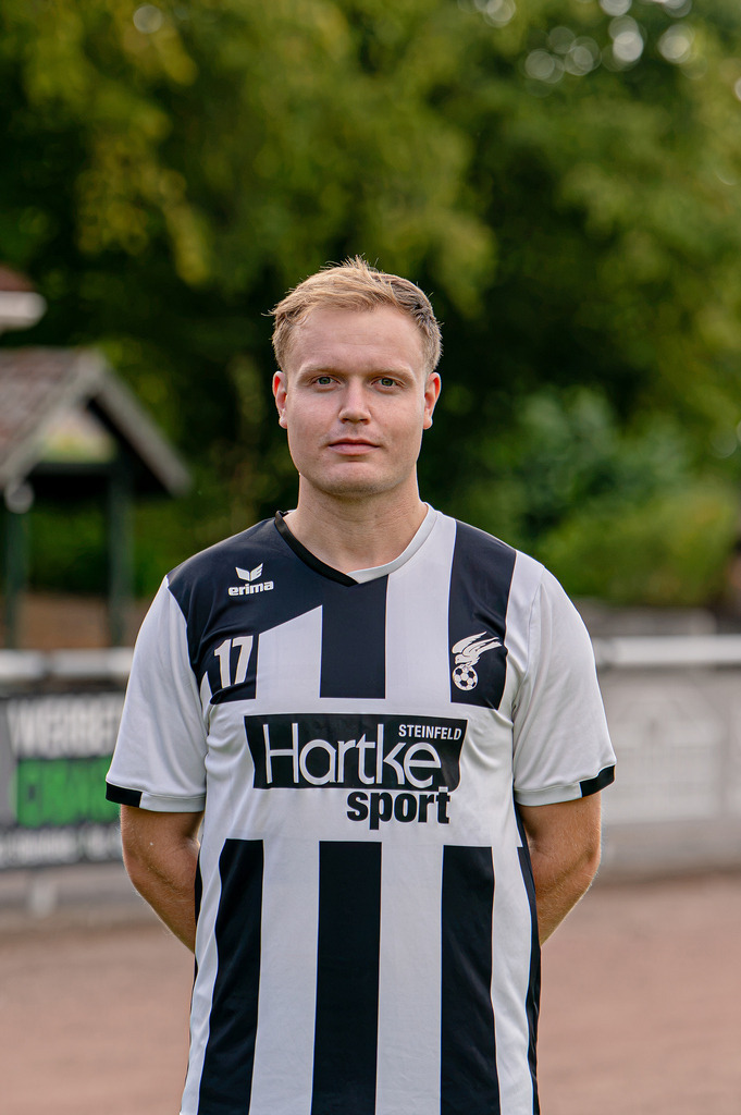 Fußball I Herren I Saison 2026-2027 I Mannschaftsfoto I SV Falke Steinfeld I - Bezirksliga Weser-Ems 4 I 21.07.2026 0001 | jns.sportfotos - Realisiert mit Pictrs.com