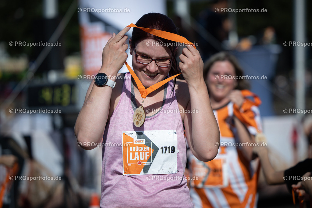 OBI ASV Koelner Brueckenlauf; Koeln, 10.09.23 | Impressionen vom OBI ASV Koelner Brueckenlauf am 10.09.23 am Olympiamuseum in Koeln (Deutschland). Foto: BEAUTIFUL SPORTS/Axel Kohring