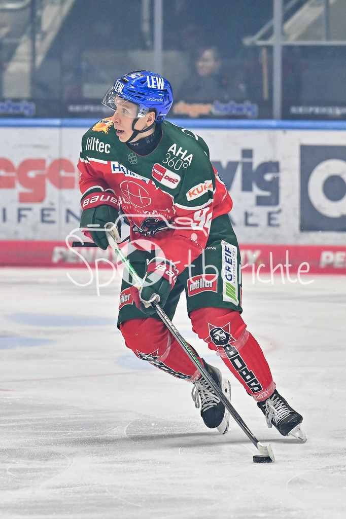 Augsburger Panther - Schwenninger Wild Wings | am Puck Anrei HAKULINEN (Augsburger Panther #94) / Freisteller / Einzelfoto / DEL: Augsburger Panther - Schwenninger Wild Wings, Curt Frenzel Stadion am 02.02.2025