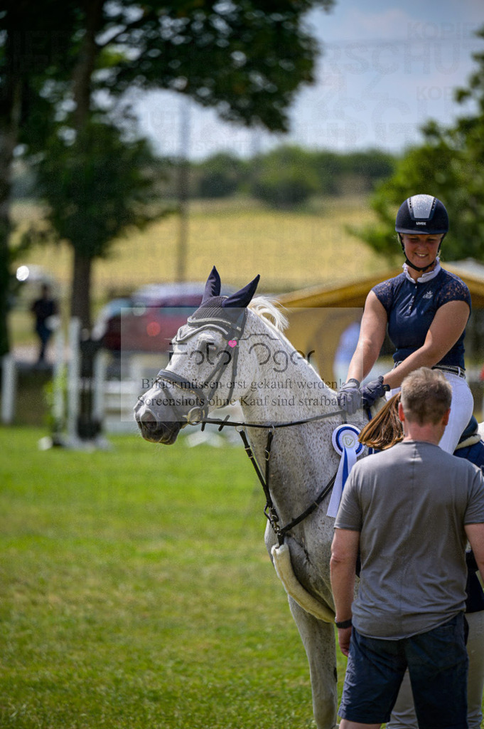 Reitturnier Voxtrup | Entdecke hochwertige Reitturnierfotos von Foto Oger. Professionell, emotional und authentisch – jetzt Lieblingsmomente im Shop bestellen.Deutschlandweite Turnierfotografie. - Realisiert mit Pictrs.com