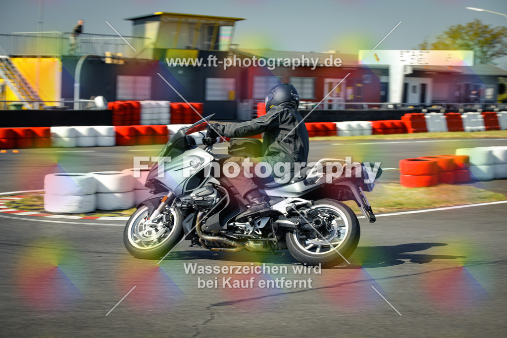 OBK_Mai_Volker_Adam-10380 | Hier findet Ihr Bilder von Touristenfahrten auf der Nürburgring Nordschleife oder von anderen Veranstaltungen die ich besucht habe. Viel Spass beim Durch Schauen 